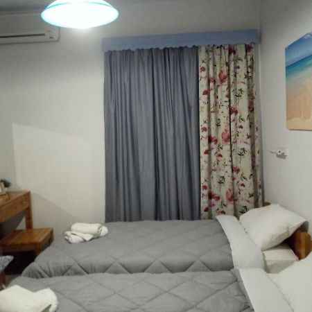 Panos Studios Poros Town ภายนอก รูปภาพ
