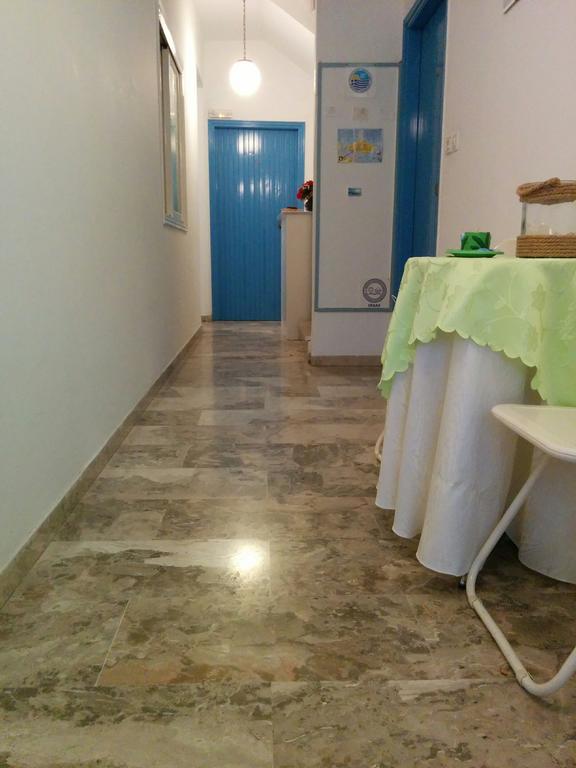 Panos Studios Poros Town ภายนอก รูปภาพ