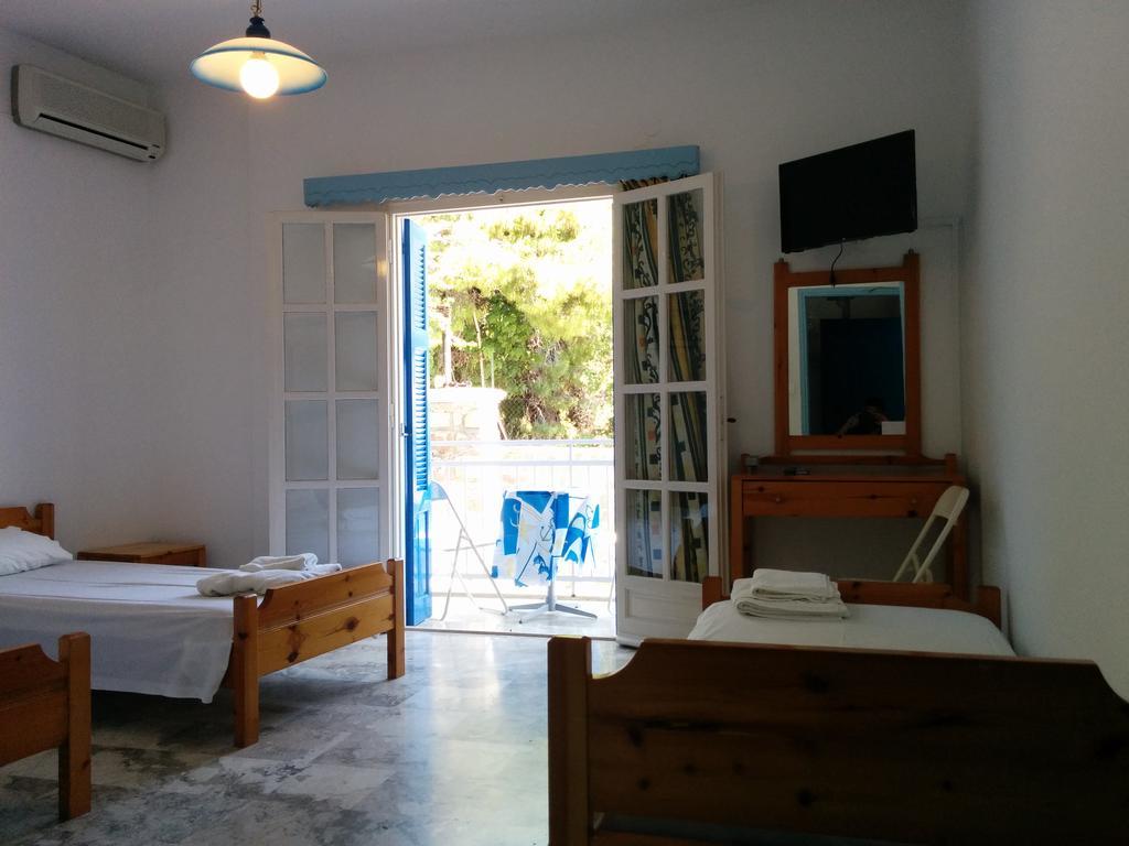 Panos Studios Poros Town ภายนอก รูปภาพ