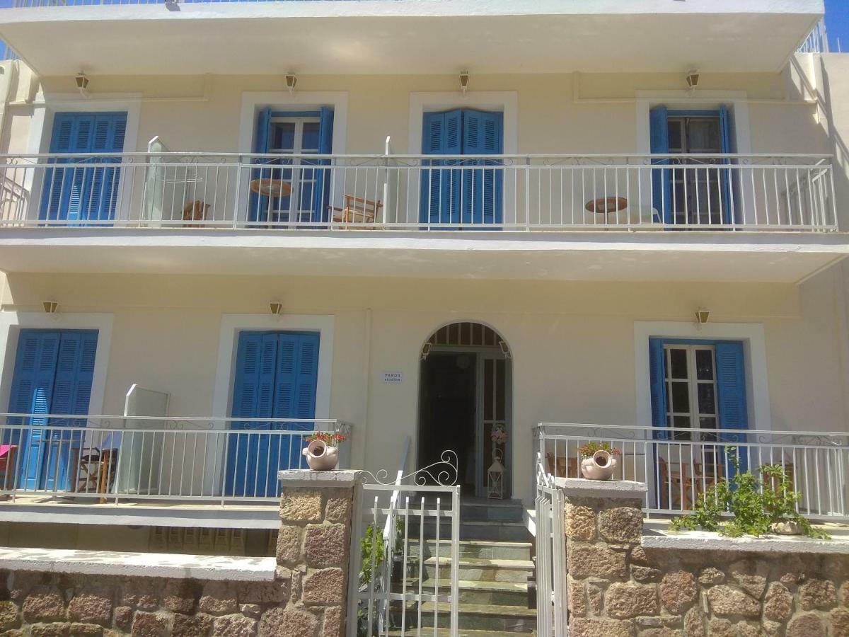 Panos Studios Poros Town ภายนอก รูปภาพ