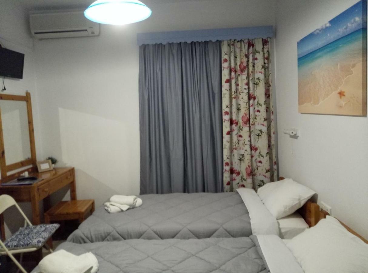 Panos Studios Poros Town ภายนอก รูปภาพ